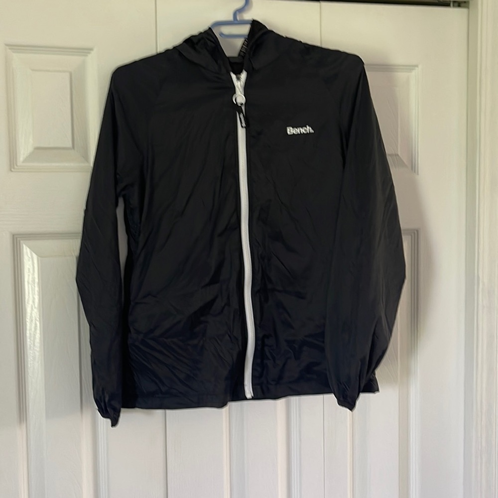 Bench Jacket Size S🥰🥰 BNWOT ❤️‍🔥❤️‍🔥